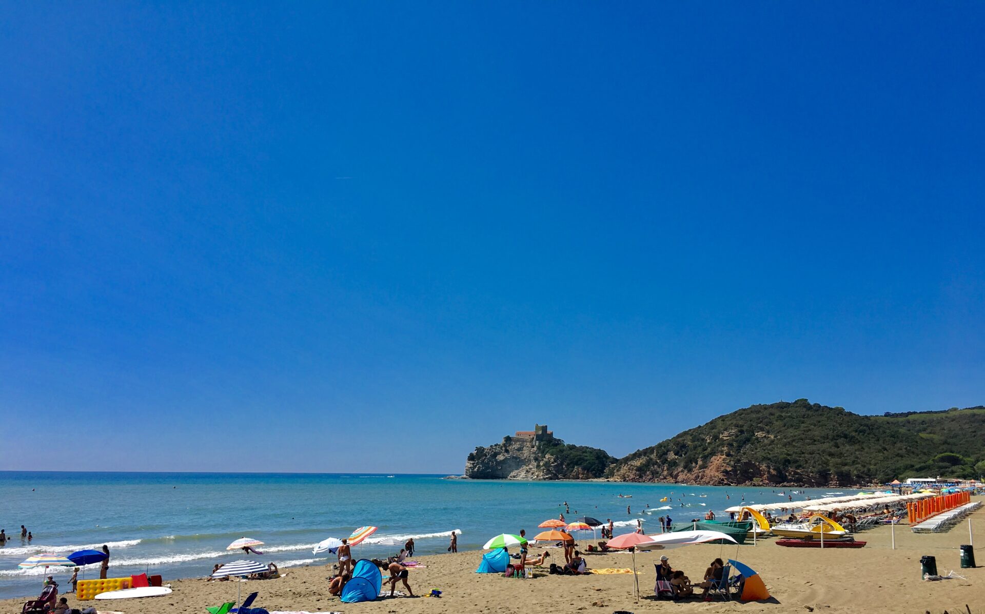 Le Rocchette La spiaggia delle Rocchette a Castiglione della Pescaia